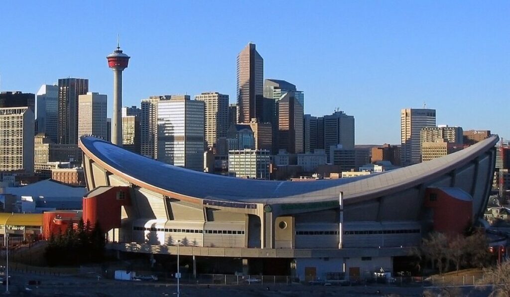 Mobile beauty care services for seniors in Calgary